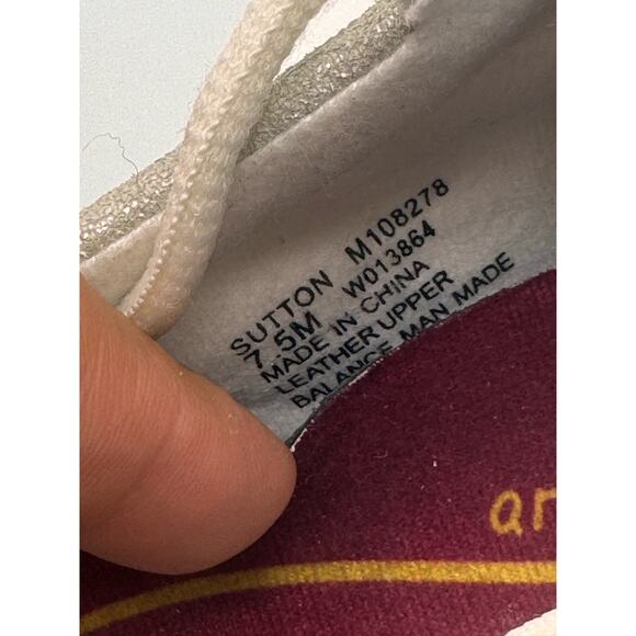 Munro Sutton leather Sneaker in gray silver  size 7.5M - Picture 10 of 11